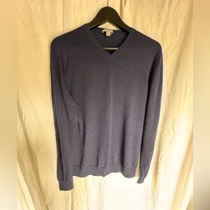 COS Men's V-Neck Sweater in Navy